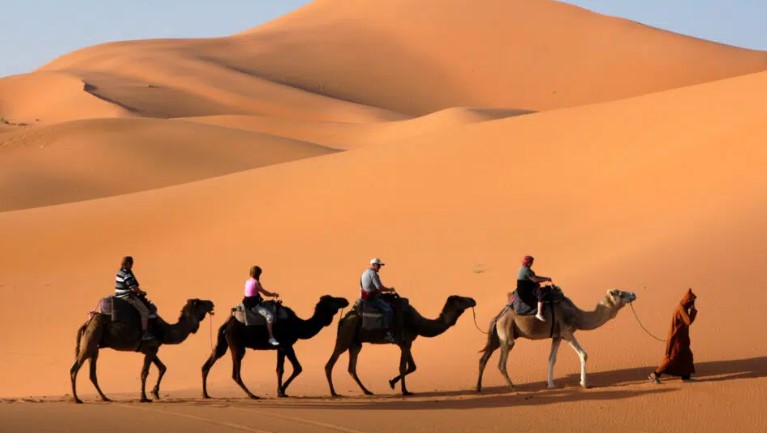 M’Hamid et désert marocain : voyage vers Chegaga